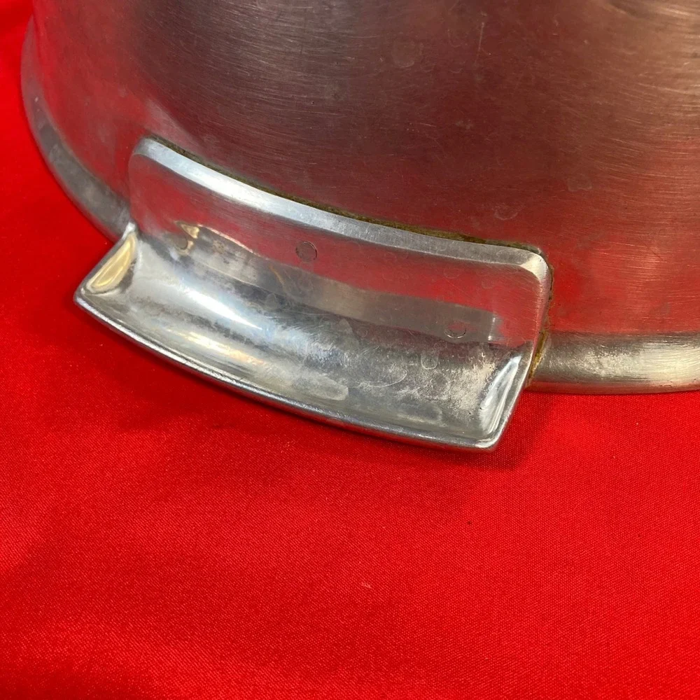 Dutch Oven 12in Silver / 5 Quart / Cast Aluminum Roaster w/ Lid